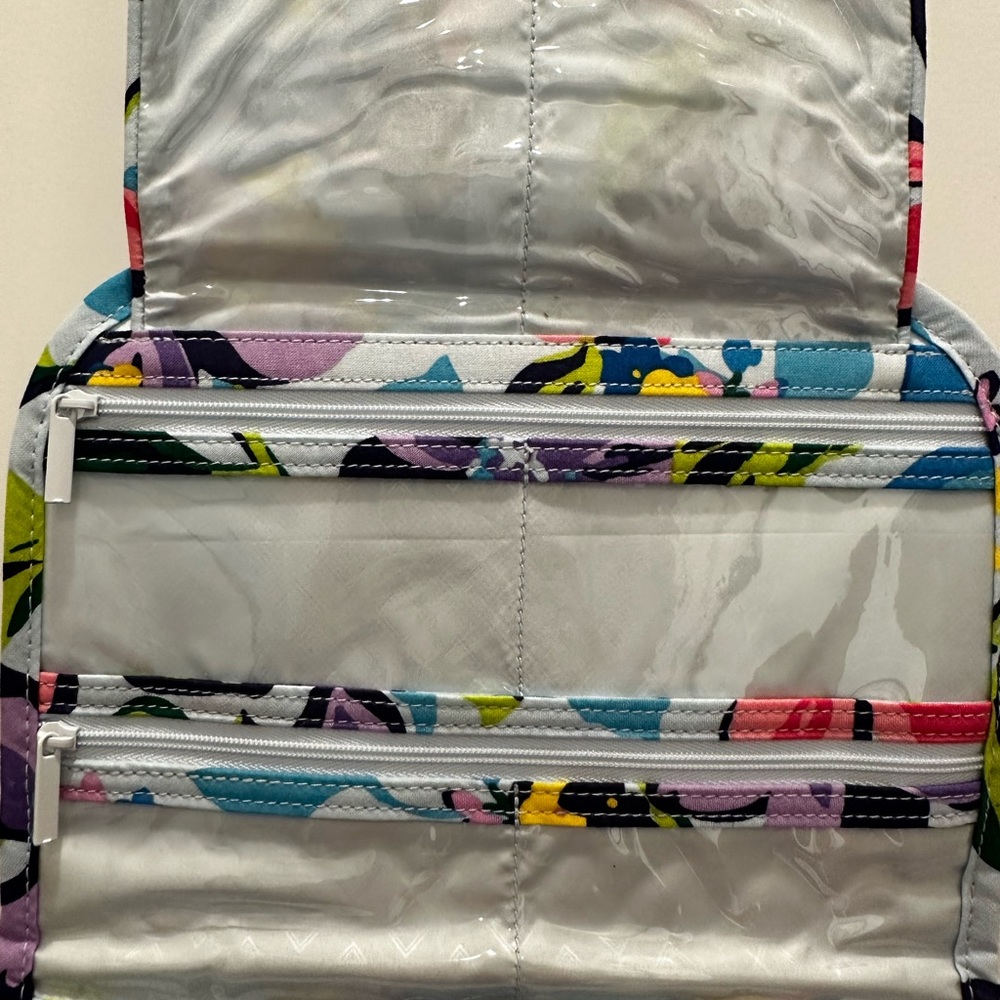 ❤️AMAZING DEAL❤️ Vera Bradley Medium Travel Organizer NWT - Picture 6 of 9